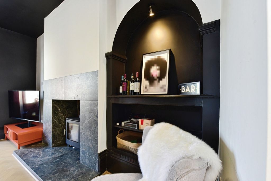 Property photo 2 of 39 Pbox-Img.Jpg