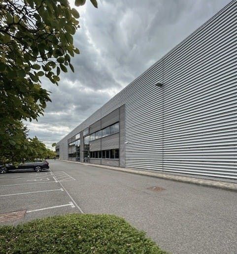 Property photo 2 of 8 V1 Vector Park