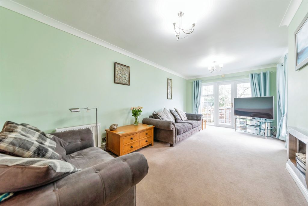 Property photo 3 of 17