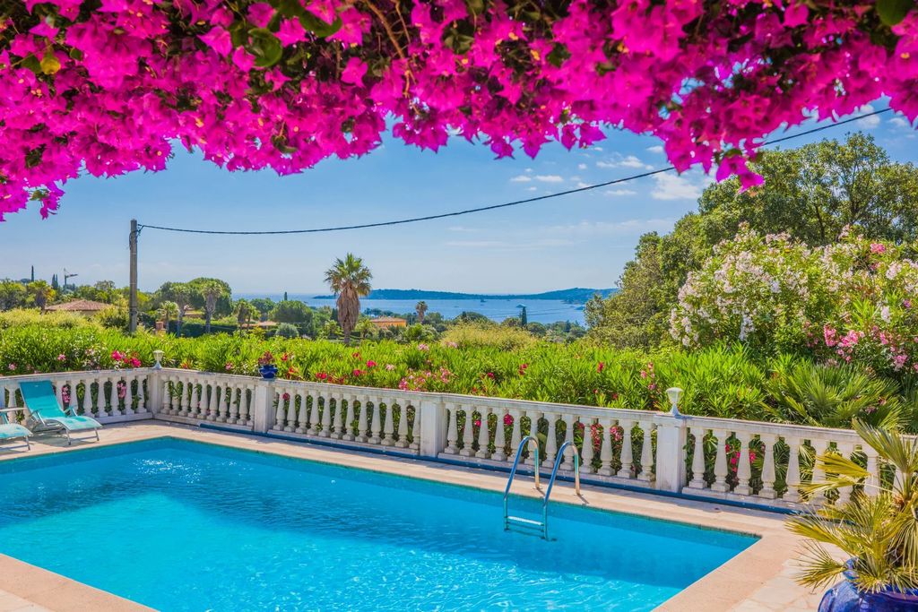 Property photo 3 of 6