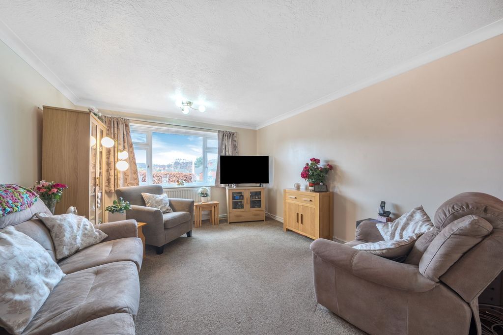 Property photo 3 of 21