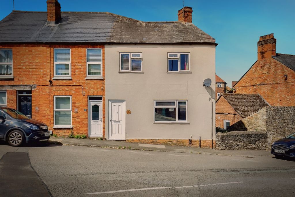 Property photo 2 of 13