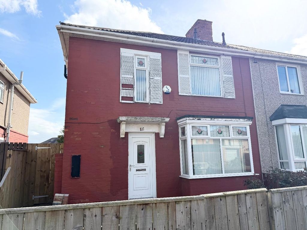 Property photo 1 of 3 External