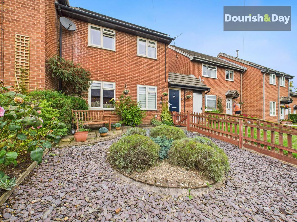 Property photo 1 of 22