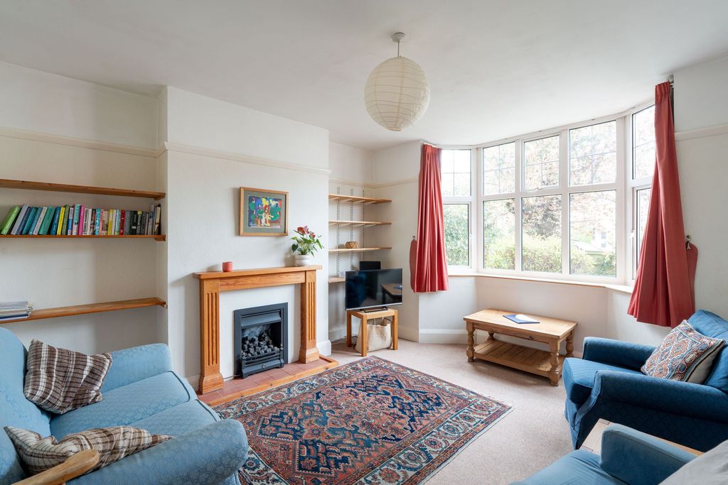 Property photo 2 of 16 Reception