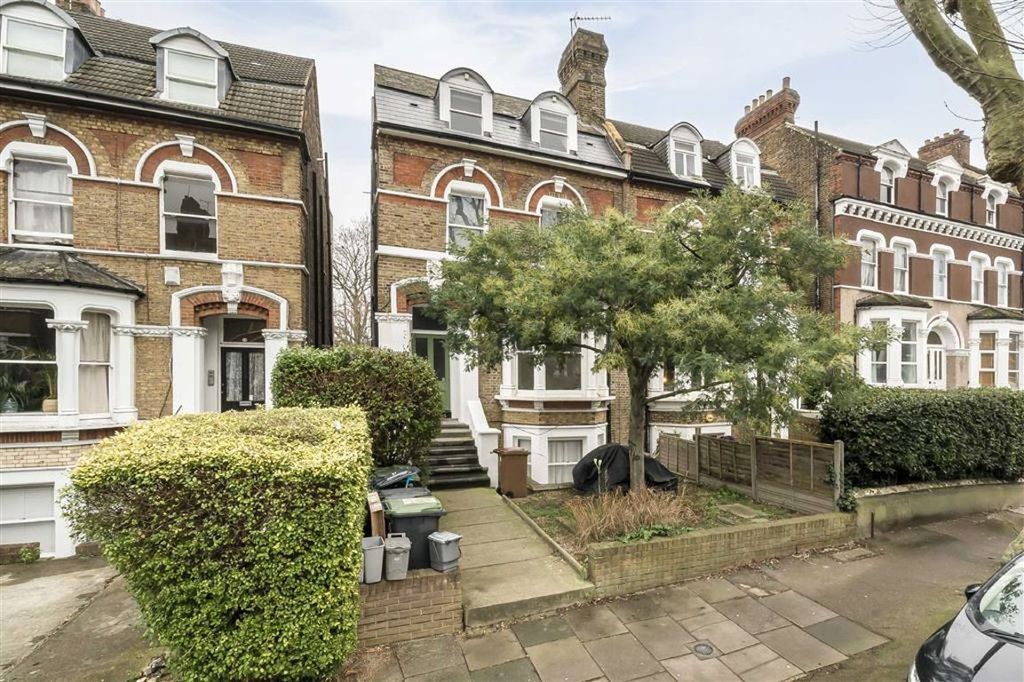 Property photo 1 of 7