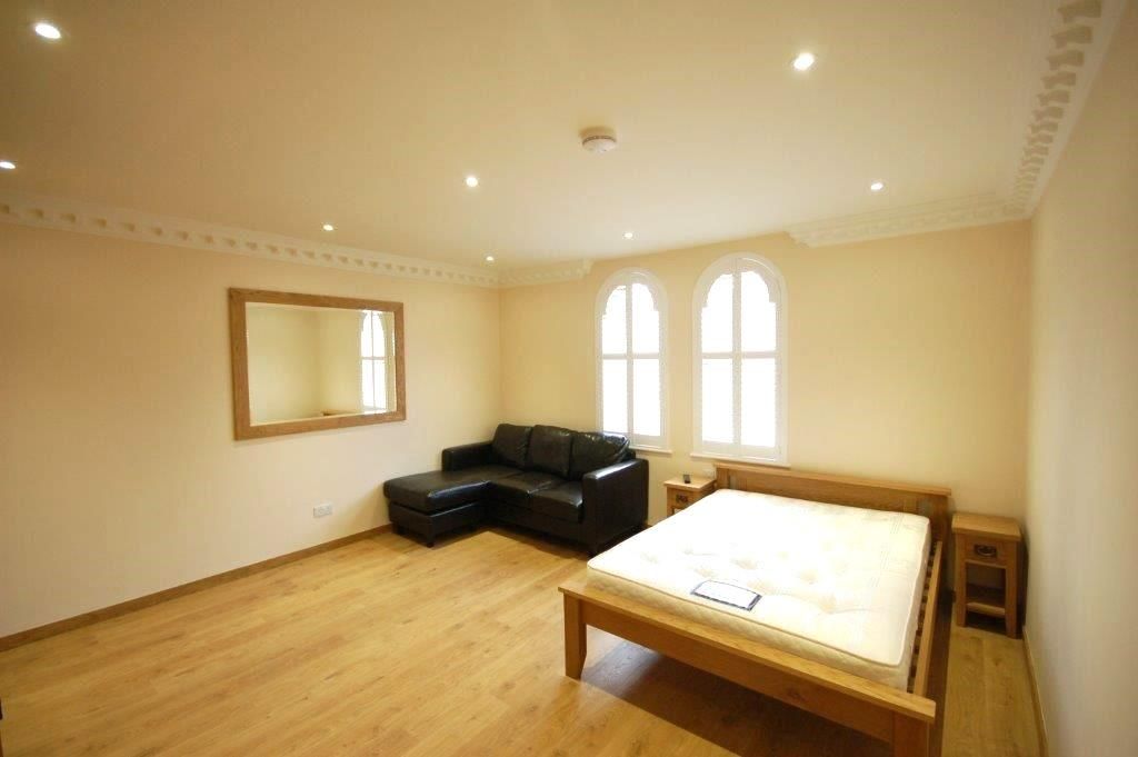 Property photo 2 of 10 Living Area