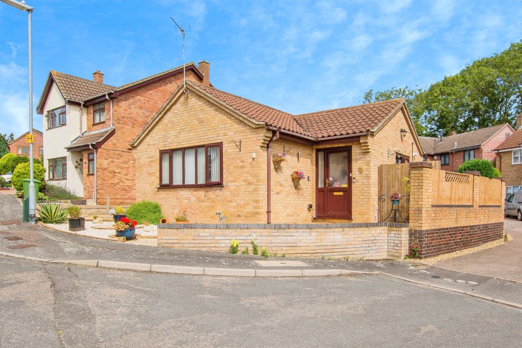 Property photo 1 of 18