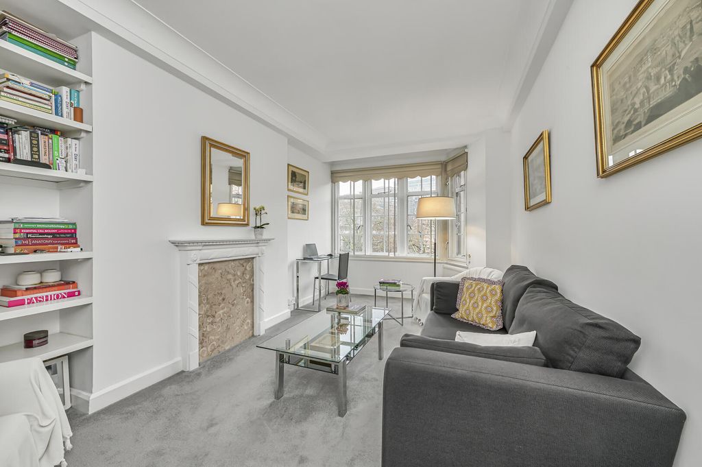 Property photo 2 of 13 Living Room