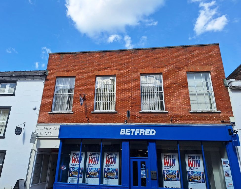 Property photo 1 of 1 98 High Street 