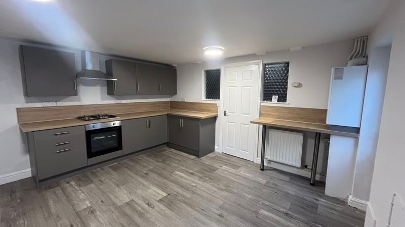 Property photo 2 of 10 Photo 1