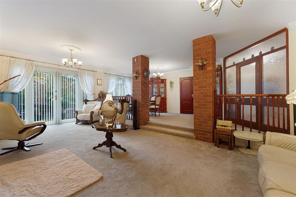 Additional image 5 of 4 bed detached house for saleSt. Andrews Close, Darlington DL1