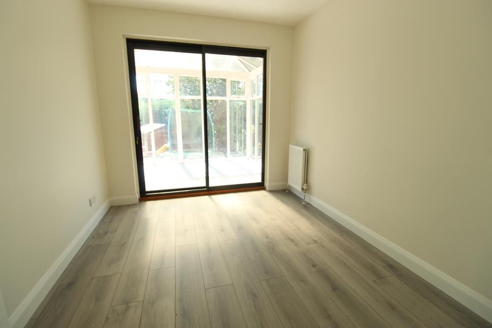 Property photo 3 of 12 Dining Room