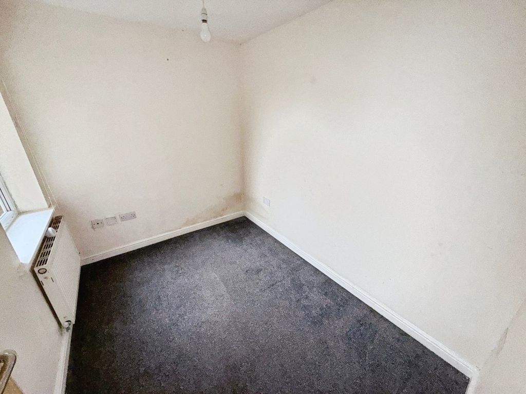 Additional image 6 of 2 bed flat for saleChurch Street, Highbridge TA9