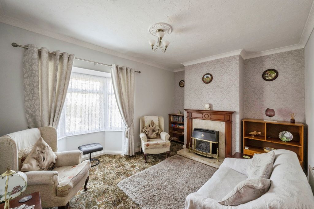 Property photo 3 of 17