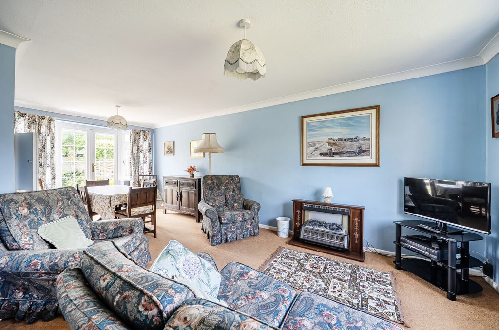 Property photo 2 of 14 1471647-7-6A2038F...