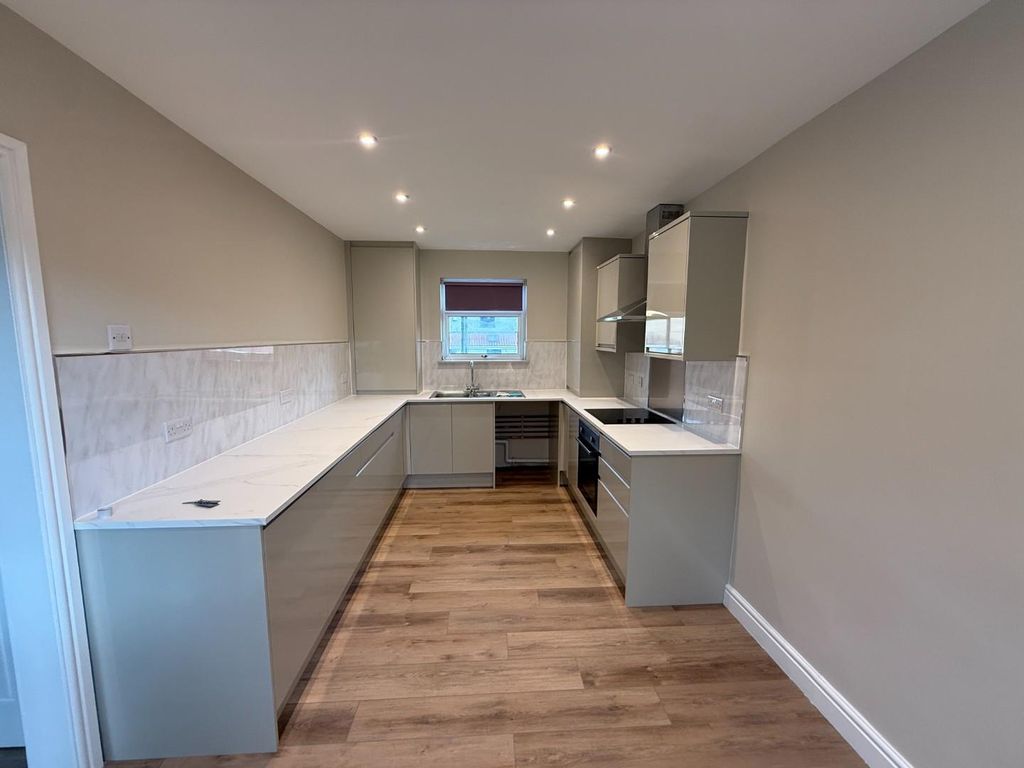 Property photo 3 of 19 Img_9822.Jpg