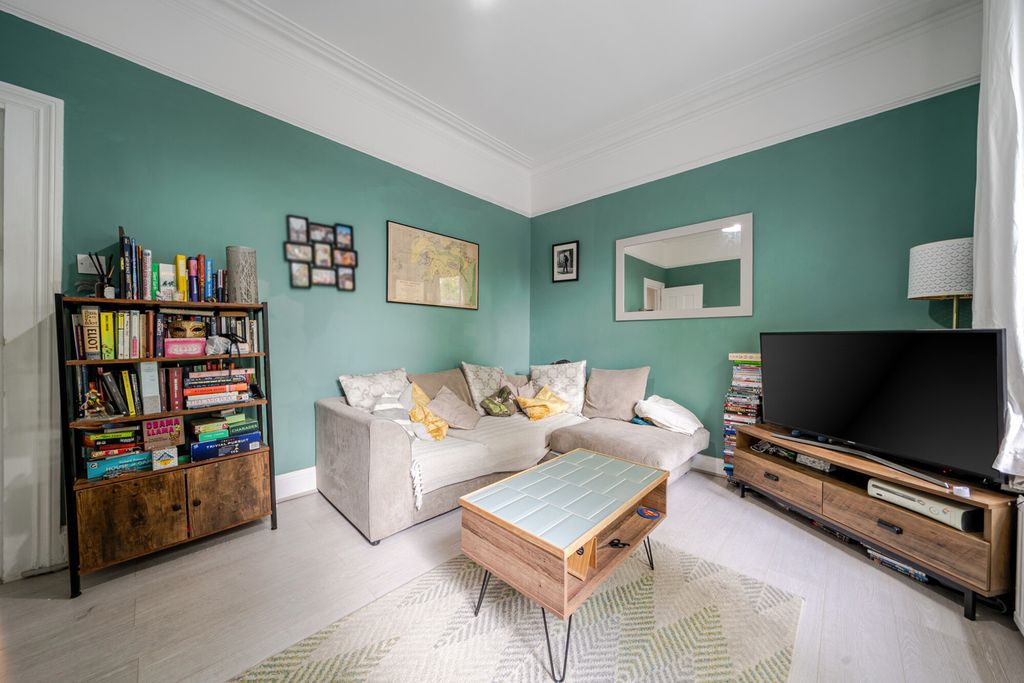 Property photo 2 of 16 1514779-13-6A99Bb...