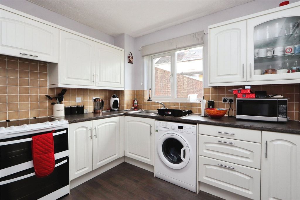 Property photo 2 of 8 Picture No. 08