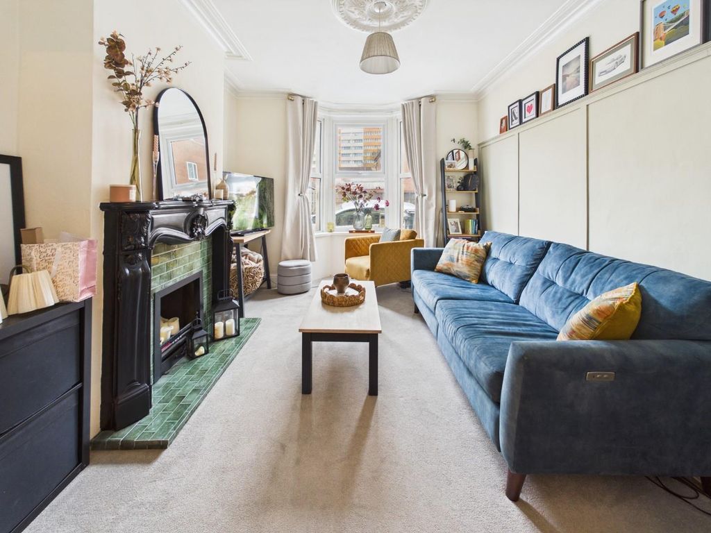 Property photo 2 of 25 Cam01576G0-Pr0347-Still002.Jpg