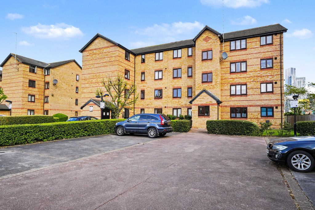 Property photo 2 of 12