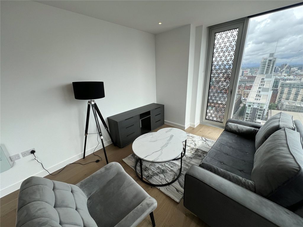 Property photo 2 of 8 Picture No. 03