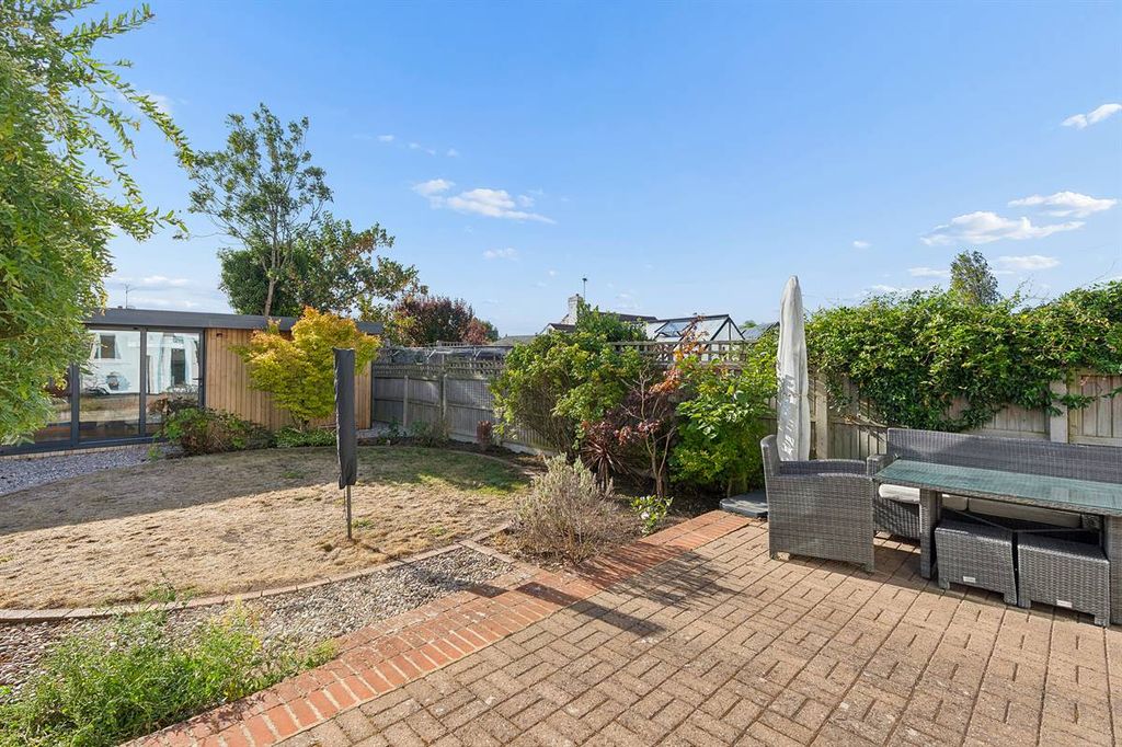 Property photo 3 of 22