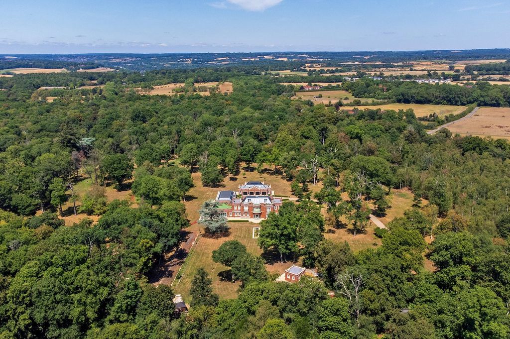 Property photo 2 of 47