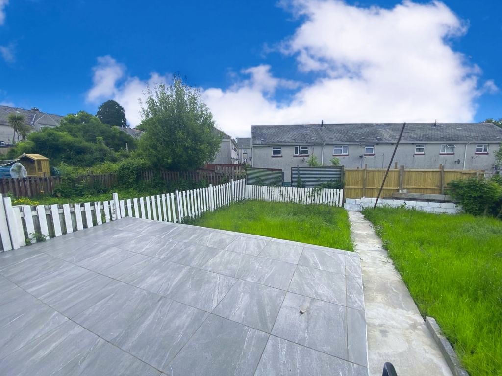 Property photo 3 of 12 Balcony