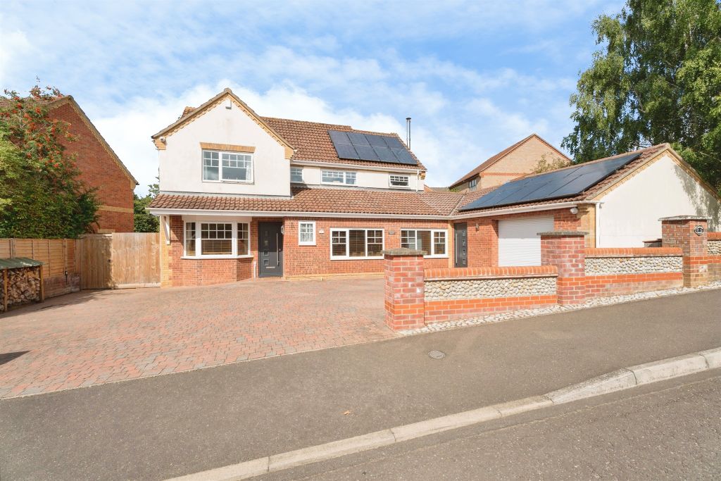 Property photo 1 of 35