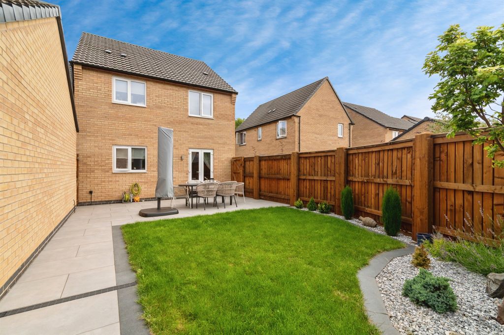 Property photo 3 of 17