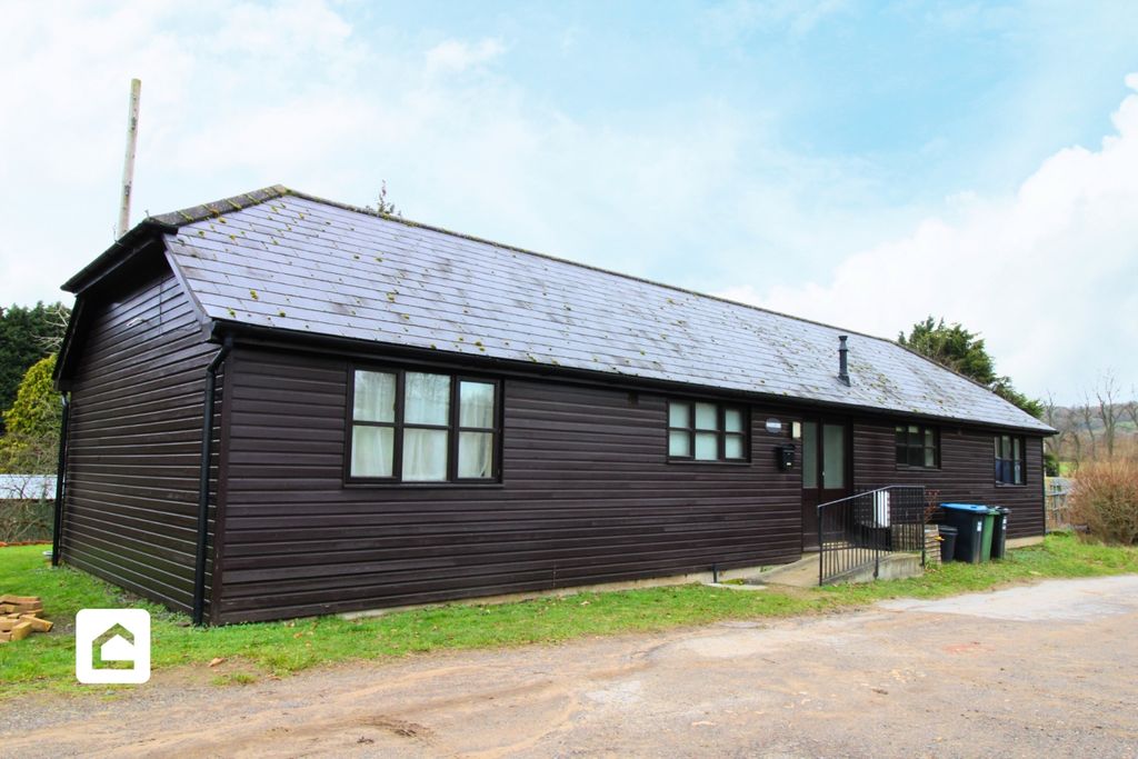 Property photo 1 of 11 1