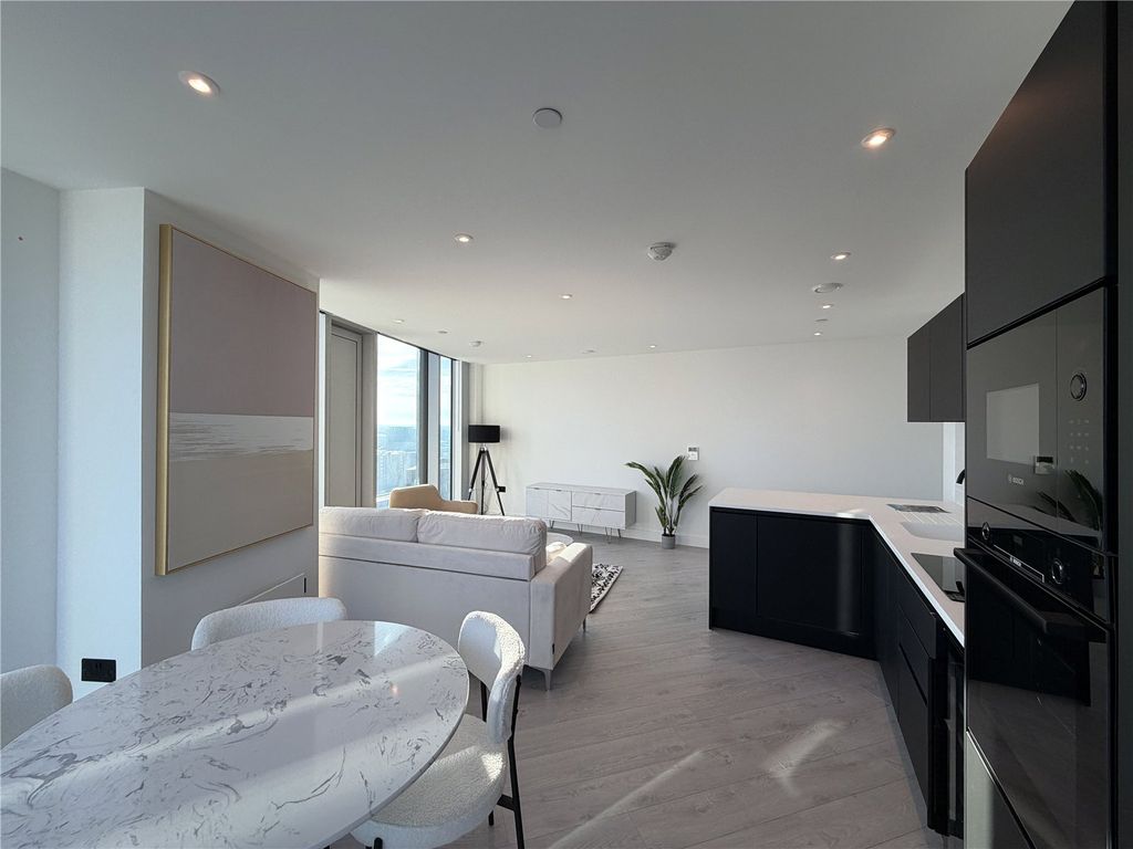 Property photo 3 of 18 Picture No. 03