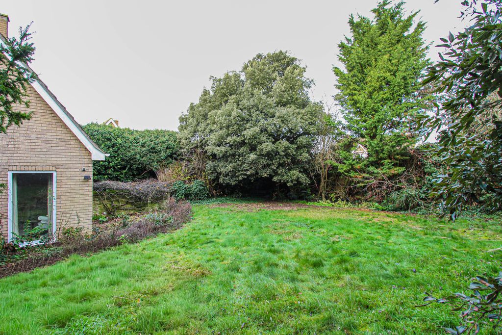 Property photo 3 of 15 Rear Garden