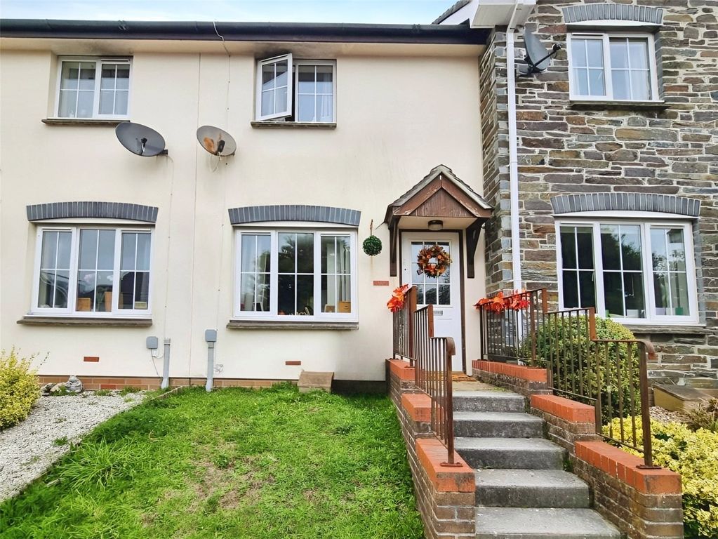Property photo 1 of 7 Front
