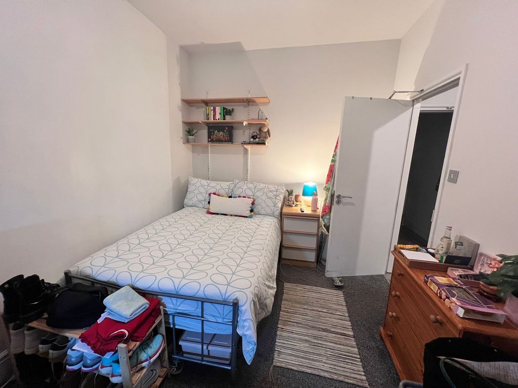 Property photo 2 of 9 Photo 10