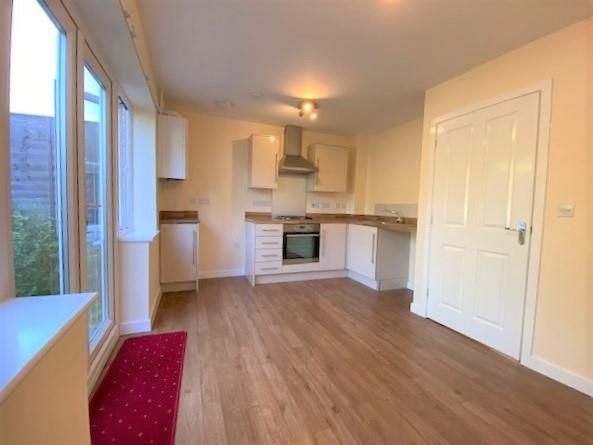 Property photo 2 of 17 Kitchen