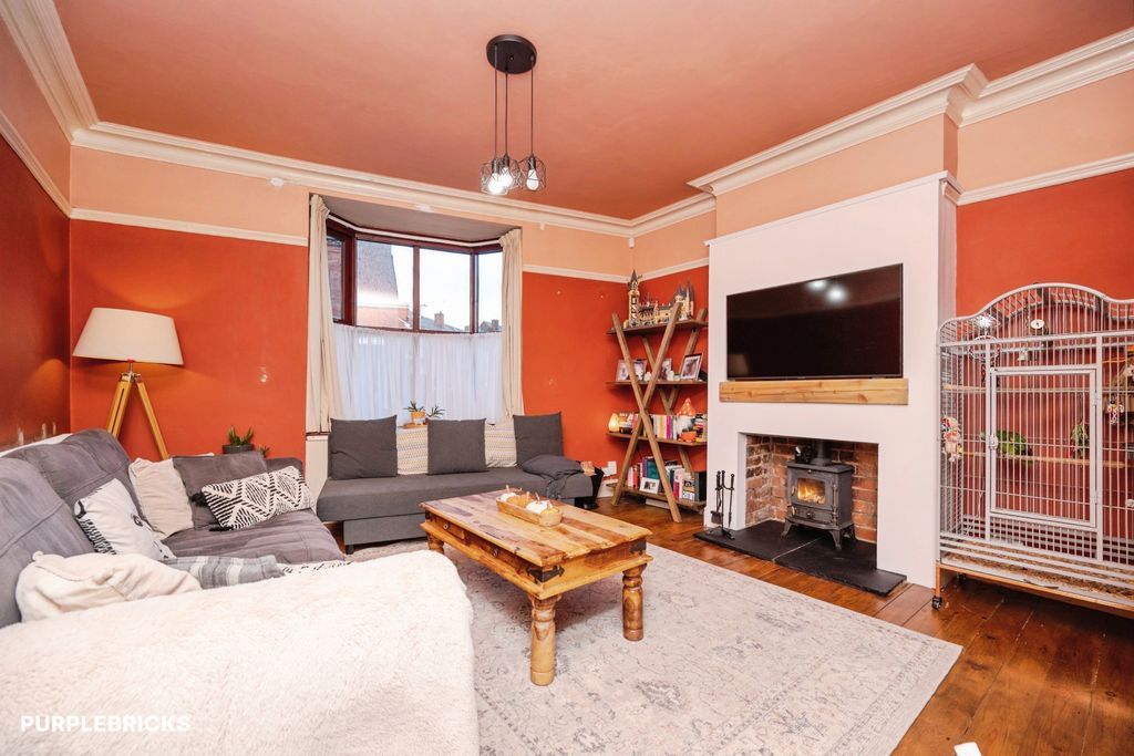 Property photo 3 of 29