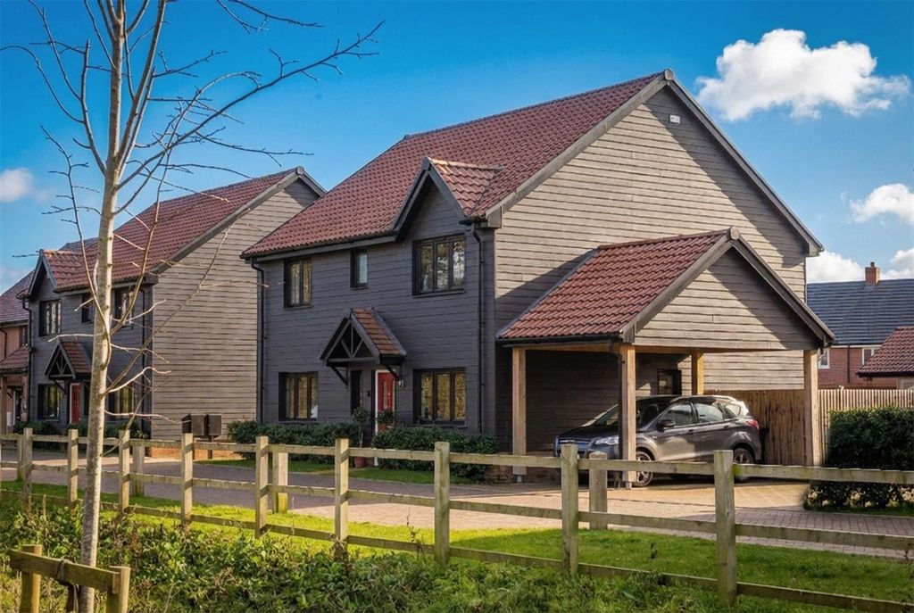 Property photo 1 of 20 Sunny Photo.Jpg