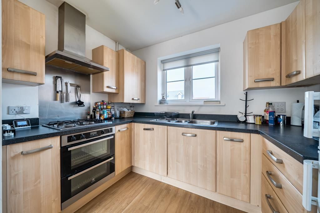 Property photo 2 of 14 Kitchen