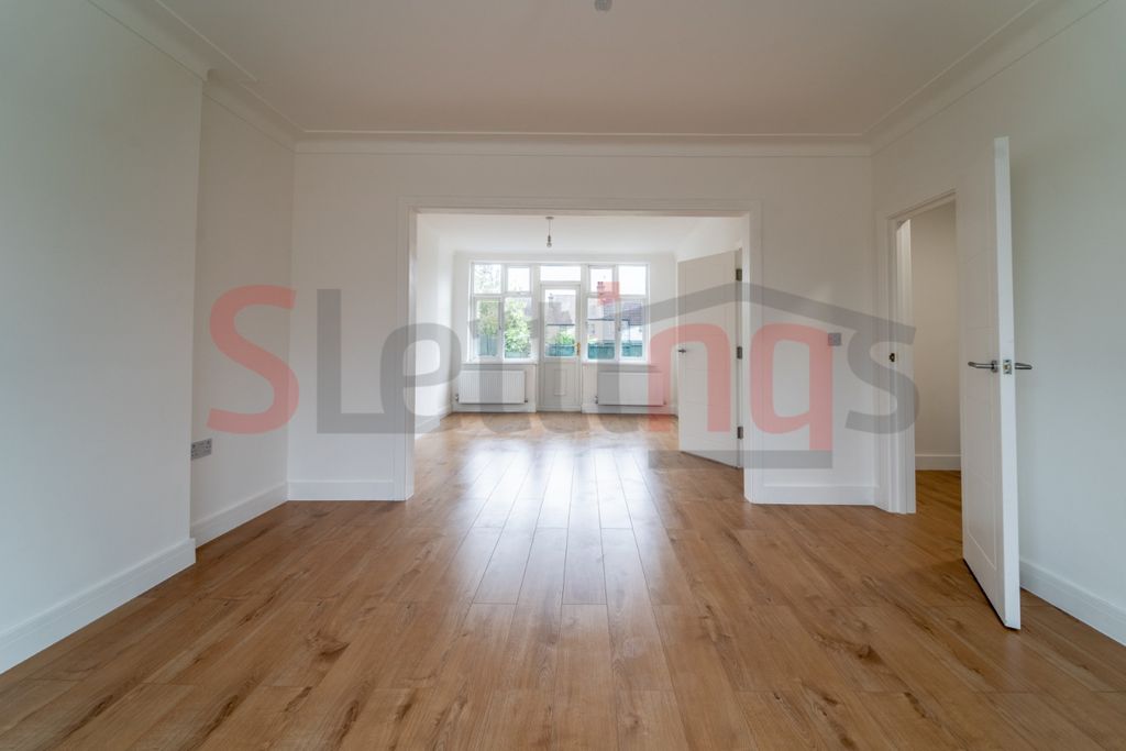 Property photo 2 of 12 Gallery