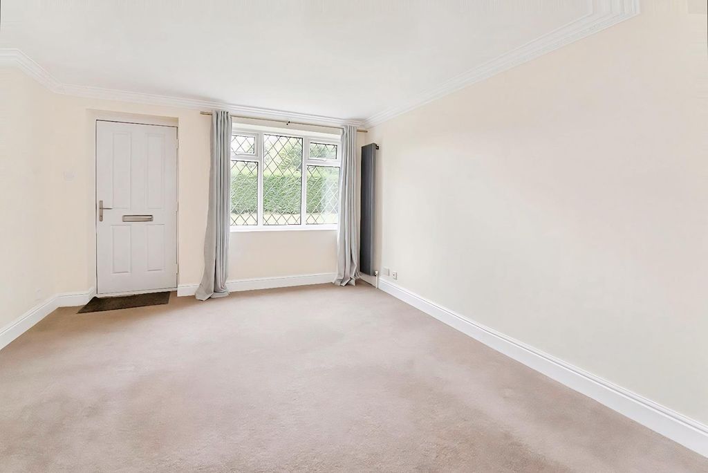 Property photo 3 of 8 Living Room