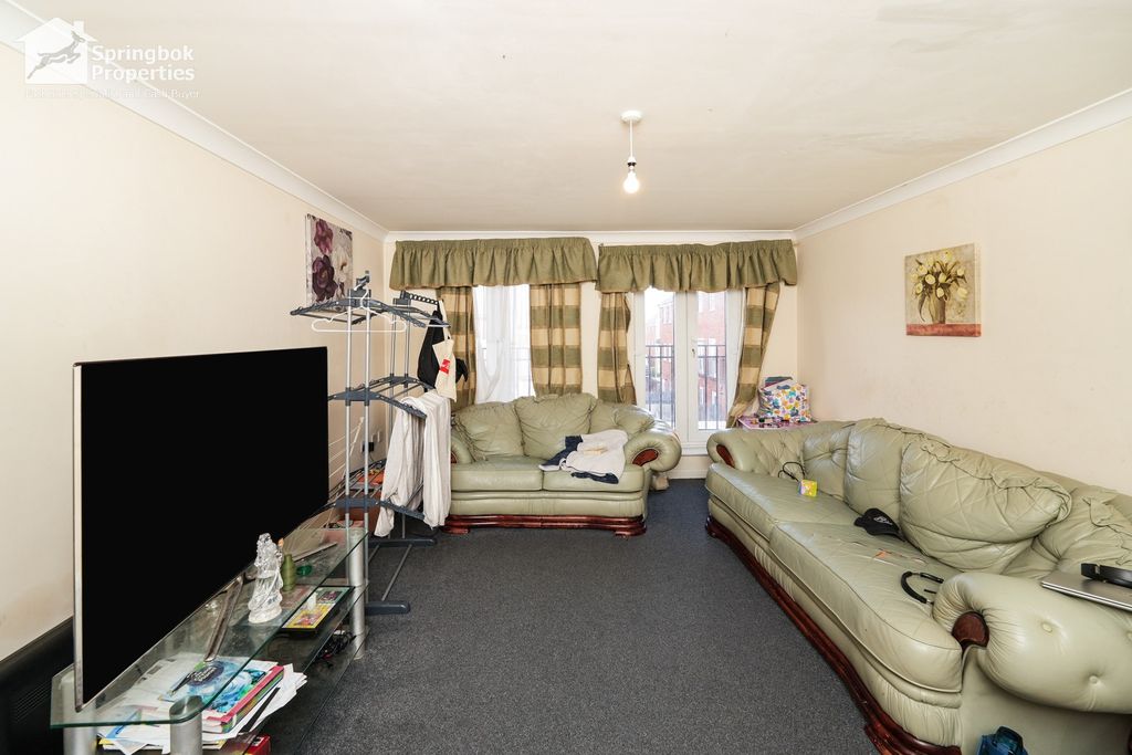 Property photo 2 of 12 Image 1