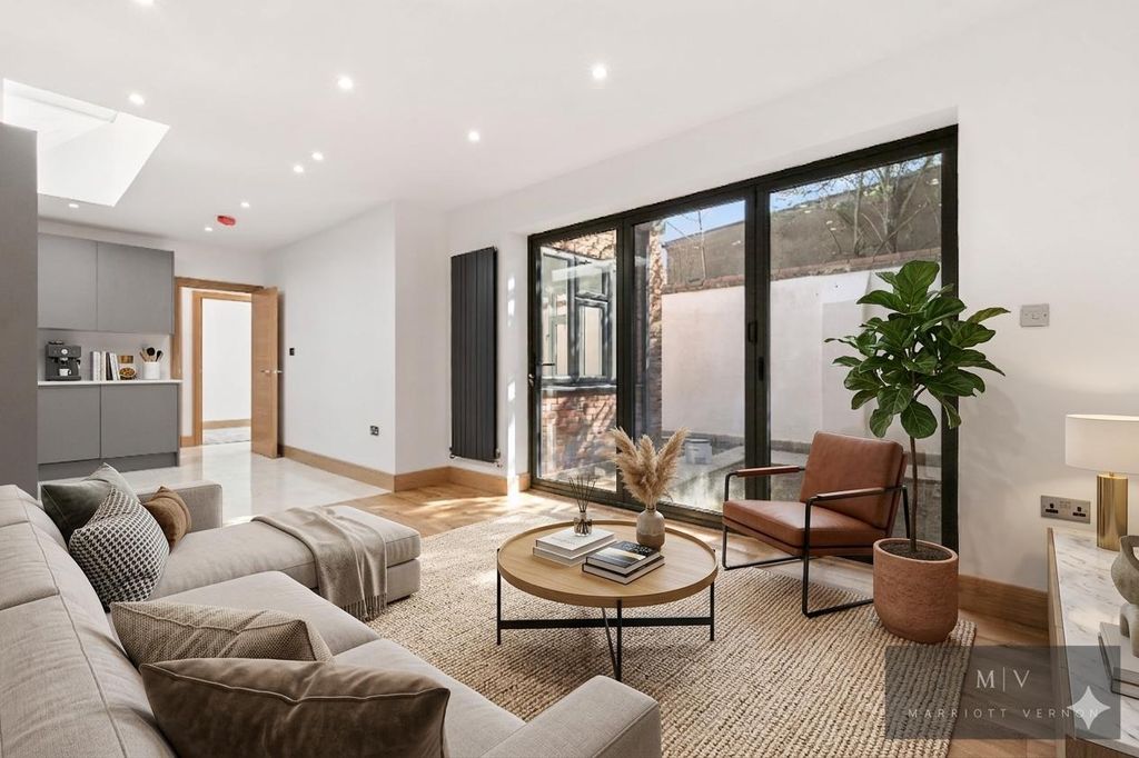 Property photo 1 of 9 19 Ashburton Living Room 2.Png