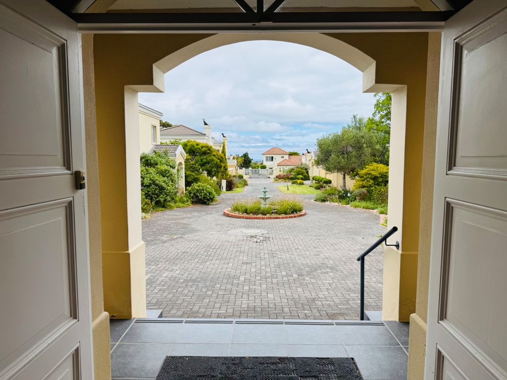 Property photo 3 of 73 Kn1684386