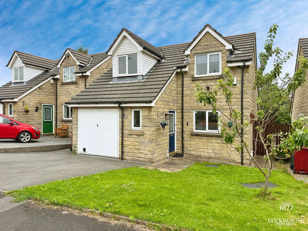 Property photo 1 of 50