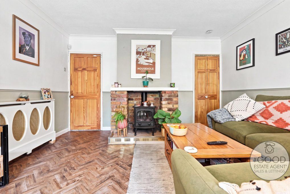 Property photo 2 of 24
