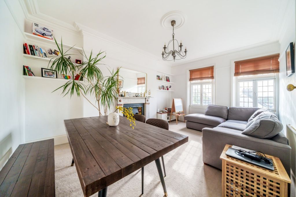 Property photo 2 of 9 1047503 (3)