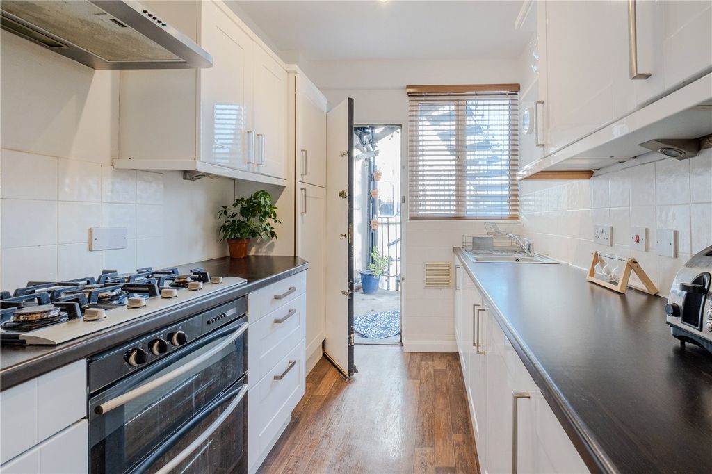 Property photo 2 of 9 Picture No. 08