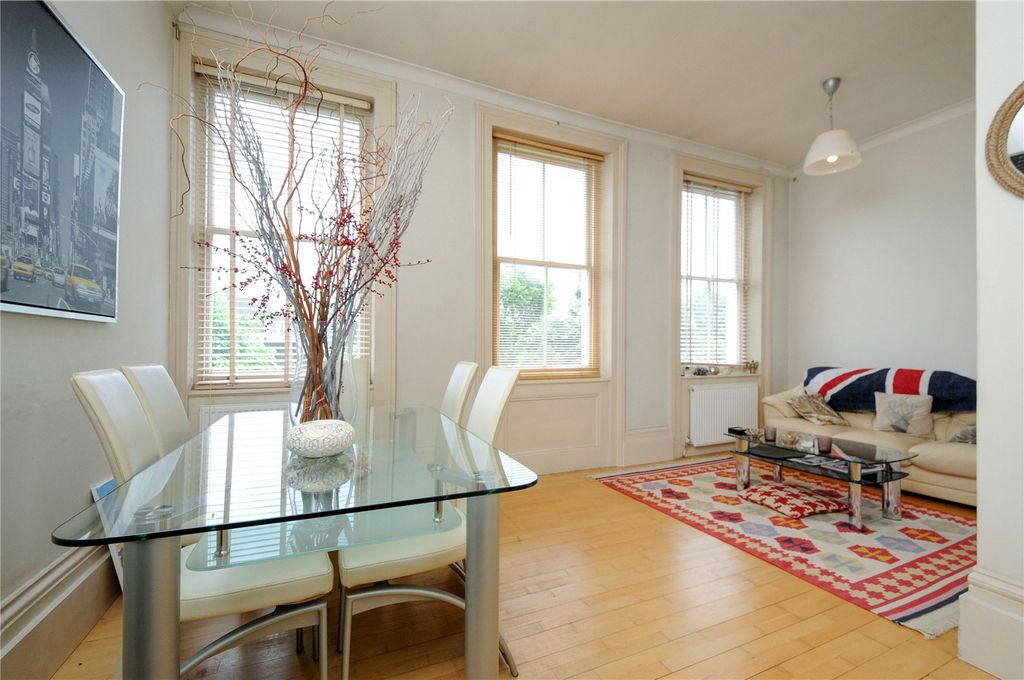 Property photo 1 of 5